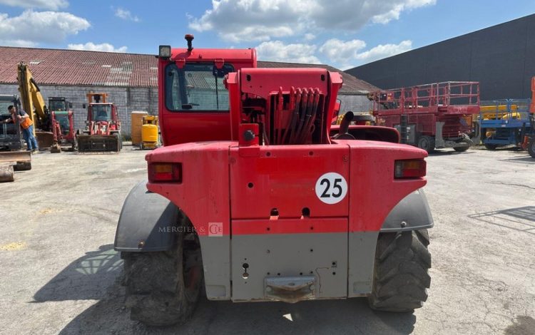 BOBCAT 5700 / T35120SL  K850F002