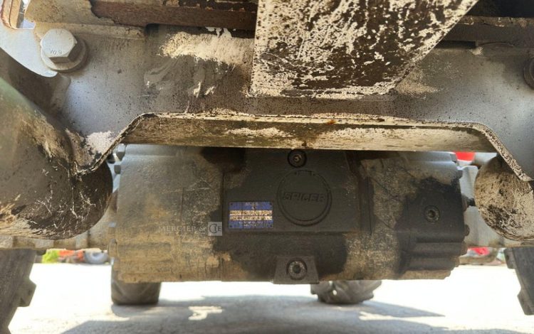 BOBCAT 5700 / T35120SL  K850F002