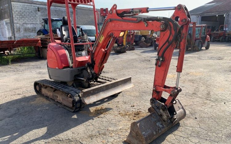 YANMAR VIO25PR  112437