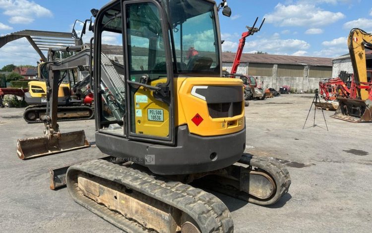 VOLVO ECR50D  PEL010536