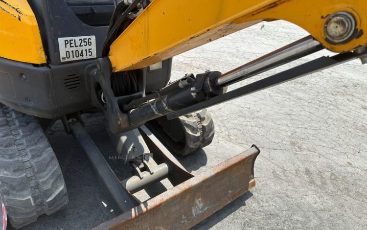 BOBCAT E26***EM MORIN  PEL010415