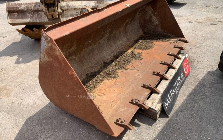 JCB   BEN010066