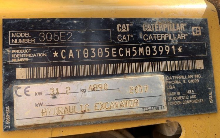 CATERPILLAR 3,05E+04  PEL748058