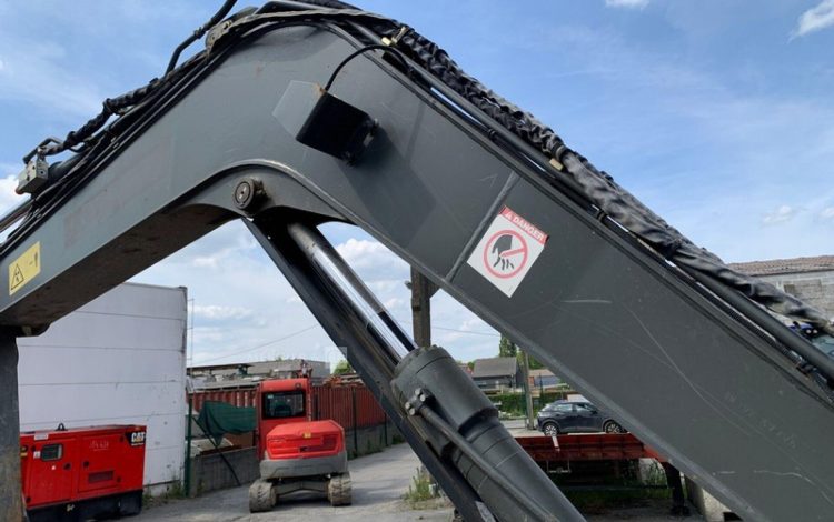 VOLVO ECR88D  PEL010303