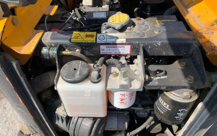 BOBCAT E08*AAEM  MIN010704