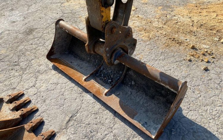 BOBCAT E26***EM  PEL010274