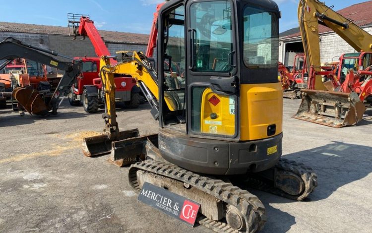 BOBCAT E26***EM  PEL010274