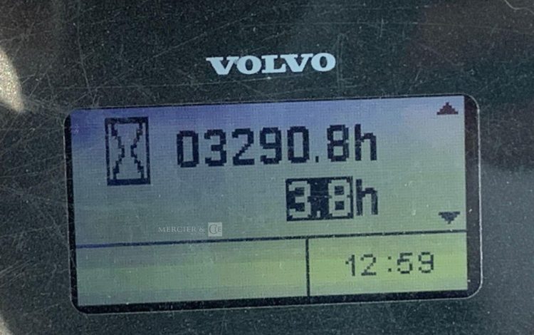 VOLVO L30G  KUB010207