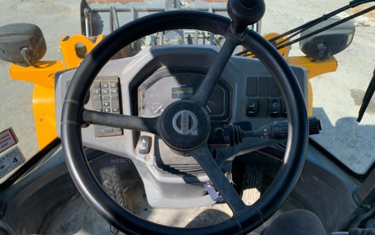 VOLVO L30G  KUB010207