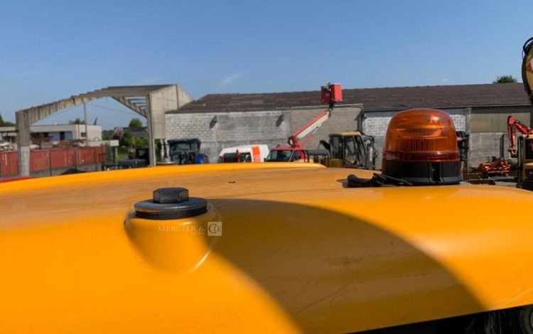 VOLVO L30G  KUB010207