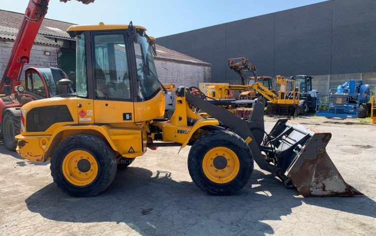 VOLVO L30G  KUB010207