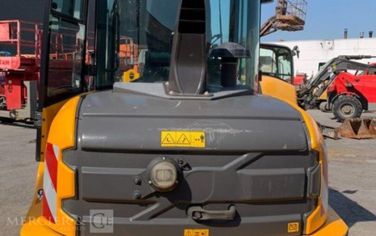 VOLVO L30G  KUB010207