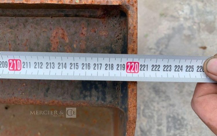 JCB GP SHOVEL  BEN750009