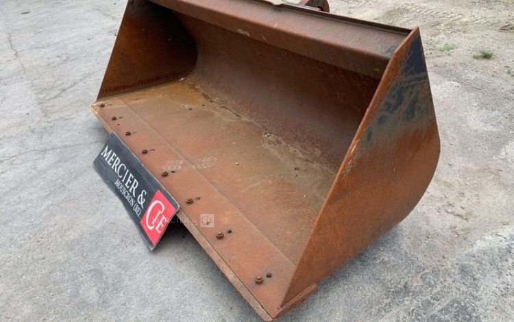 JCB GP SHOVEL  BEN750009