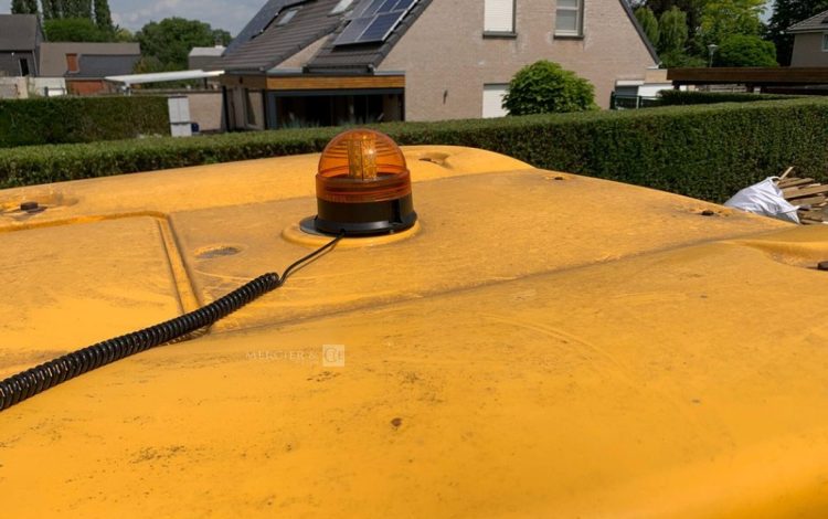 JCB 406B  H222F033