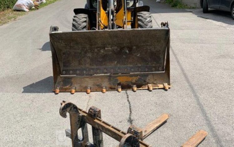 JCB 406B  H222F033
