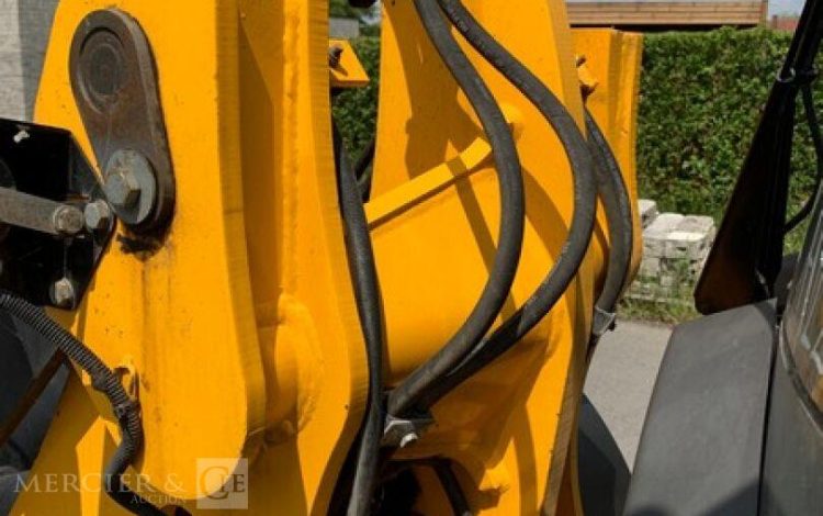 JCB 406B  H222F033