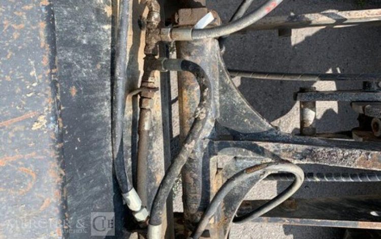 JCB 406B  H222F033