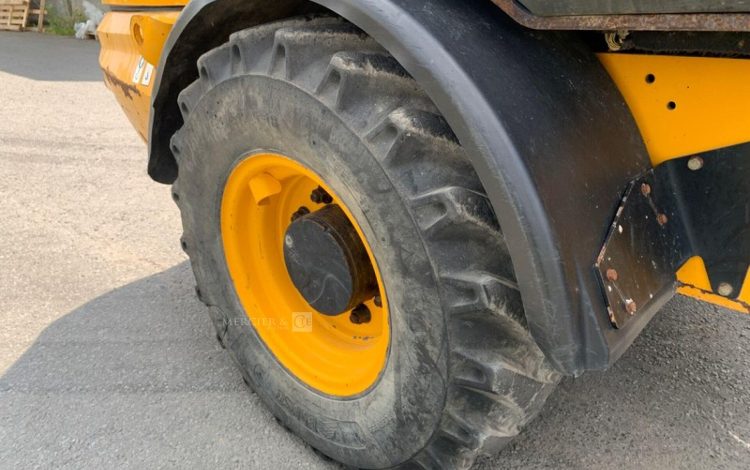 JCB 406B  H222F033