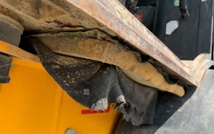 JCB 406B  H222F033