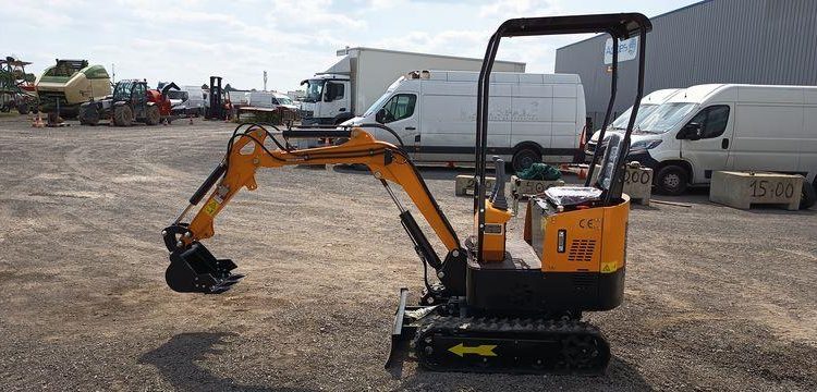 HIGHTOP MICROPELLE HT10 SUR CHENILLES DIESEL 1T – ANNEE 2024 – MATERIEL NEUF  202437