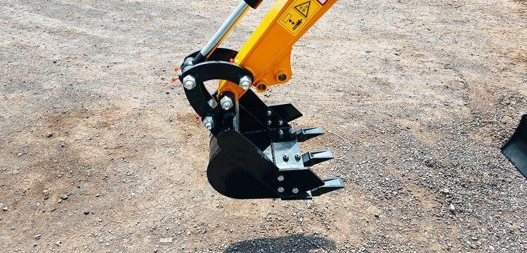 HIGHTOP MICROPELLE HT10 SUR CHENILLES DIESEL 1T – ANNEE 2024 – MATERIEL NEUF  202437