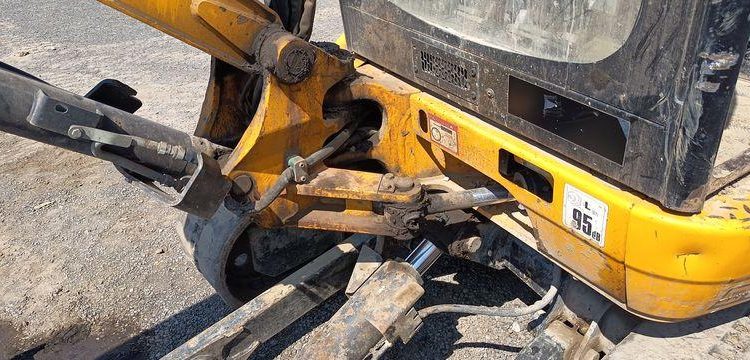 JCB MINI-PELLE 8025 ZTS AVEC GODET CURAGE 1,20M, GODET RETRO 0.20M ET BRH  27887