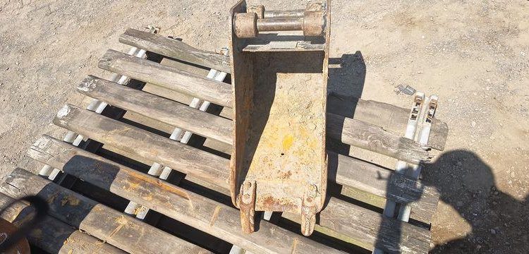 JCB MINI-PELLE 8025 ZTS AVEC GODET CURAGE 1,20M, GODET RETRO 0.20M ET BRH  27887