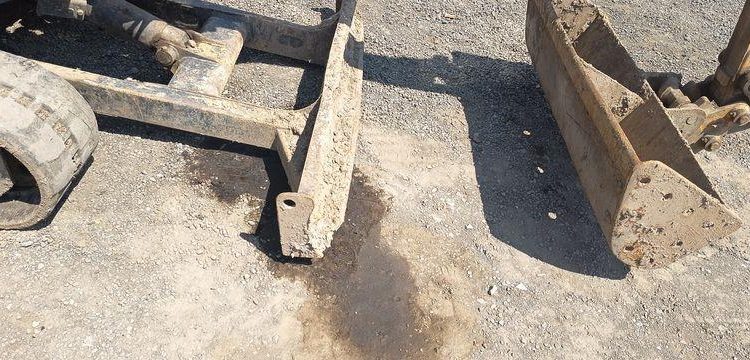 JCB MINI-PELLE 8025 ZTS AVEC GODET CURAGE 1,20M, GODET RETRO 0.20M ET BRH  27887