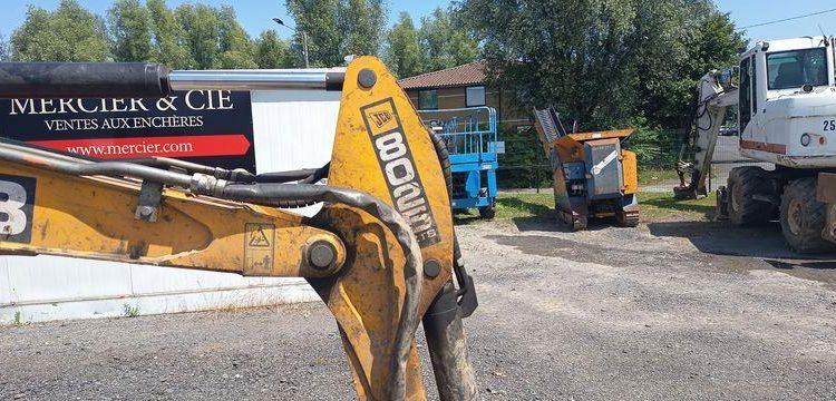 JCB MINI-PELLE 8025 ZTS AVEC GODET CURAGE 1,20M, GODET RETRO 0.20M ET BRH  27887