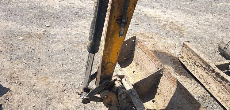 JCB MINI-PELLE 8025 ZTS AVEC GODET CURAGE 1,20M, GODET RETRO 0.20M ET BRH  27887