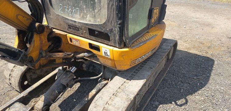 JCB MINI-PELLE 8025 ZTS AVEC GODET CURAGE 1,20M, GODET RETRO 0.20M ET BRH  27887