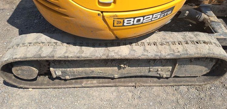 JCB MINI-PELLE 8025 ZTS AVEC GODET CURAGE 1,20M, GODET RETRO 0.20M ET BRH  27887