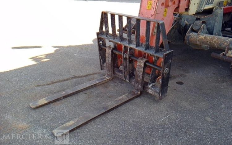 JLG CHARIOT TELESCOPIQUE DIESEL  13M 4013  6651
