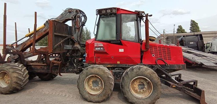 KOMATSU PORTEUR 840.04 DE 2011  70174
