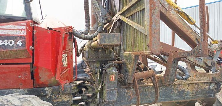 KOMATSU PORTEUR 840.04 DE 2011  70174