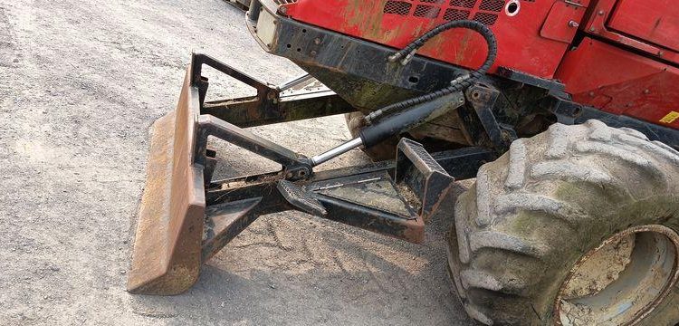 KOMATSU PORTEUR 840.04 DE 2011  70174
