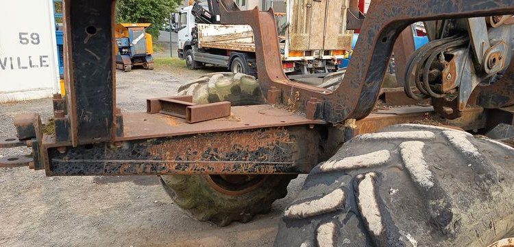 KOMATSU PORTEUR 840.04 DE 2011  70174