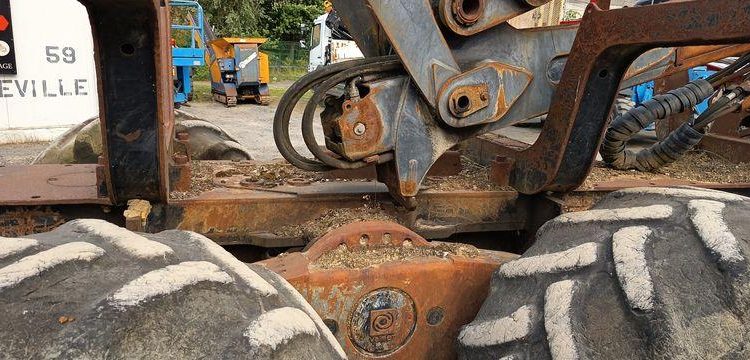 KOMATSU PORTEUR 840.04 DE 2011  70174