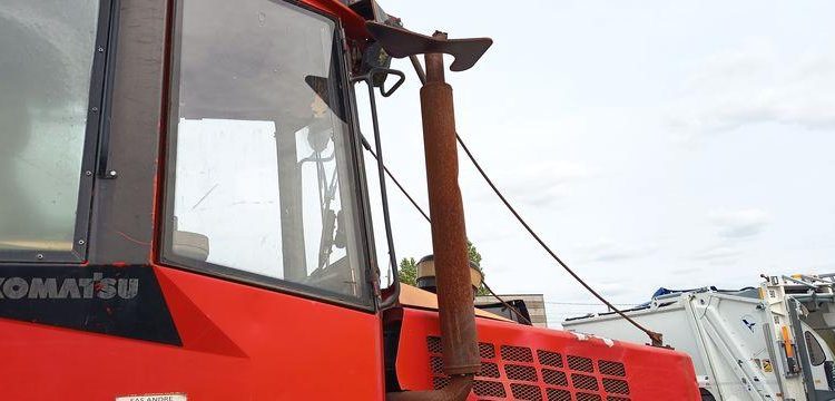 KOMATSU PORTEUR 840.04 DE 2011  70174
