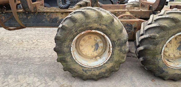KOMATSU PORTEUR 840.04 DE 2011  70174