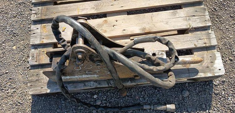 JCB MICRO-PELLE SUR CHENILLES 8010 CTS – 1,03T – DIESEL – 895 HEURES  8010CTS