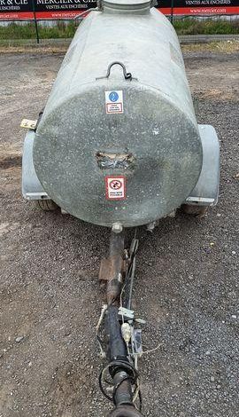 HUBIERE CITERNE A EAU  86BSF31