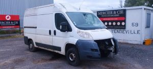 PEUGEOT BOXER FOURGON BLANC AA-864-SH