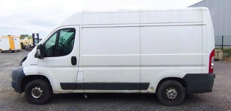 PEUGEOT BOXER FOURGON BLANC AA-864-SH