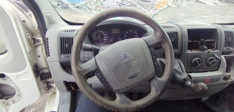 PEUGEOT BOXER FOURGON BLANC AA-864-SH