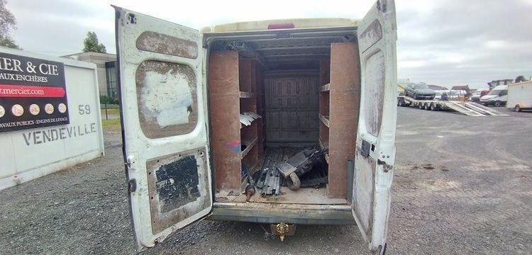 PEUGEOT BOXER FOURGON BLANC AA-864-SH