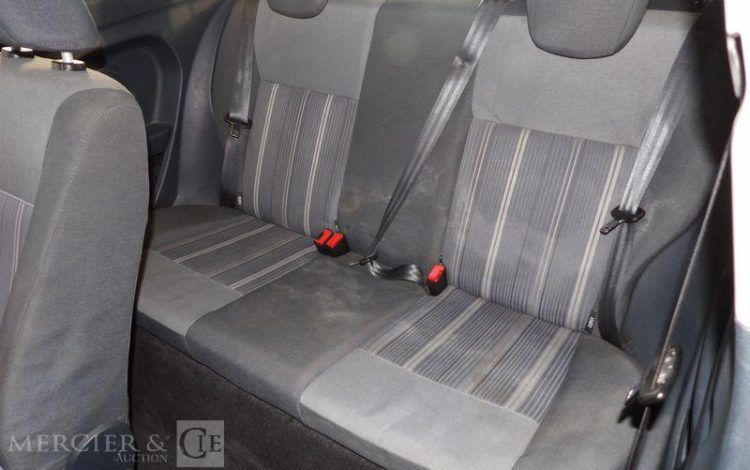 FORD FIESTA  AF-596-PP