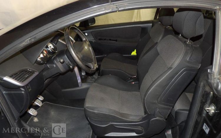 PEUGEOT 207 CC 1,6 VTI 120CH SPORT  AK-920-YD