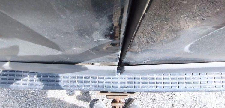 IVECO DAILY 4 FOURGON PHASE 2 35S13V13 2.3TD MOYEN SURELEVE 126 CV – DIESEL NOIR AP-942-DG
